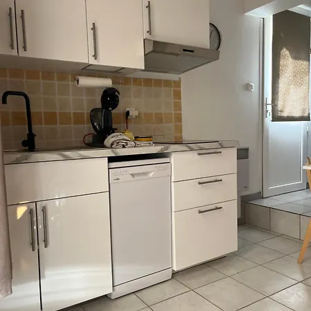 Les Restanques Du Sud Ле-Лаванду